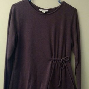 Side gather maternity sweater